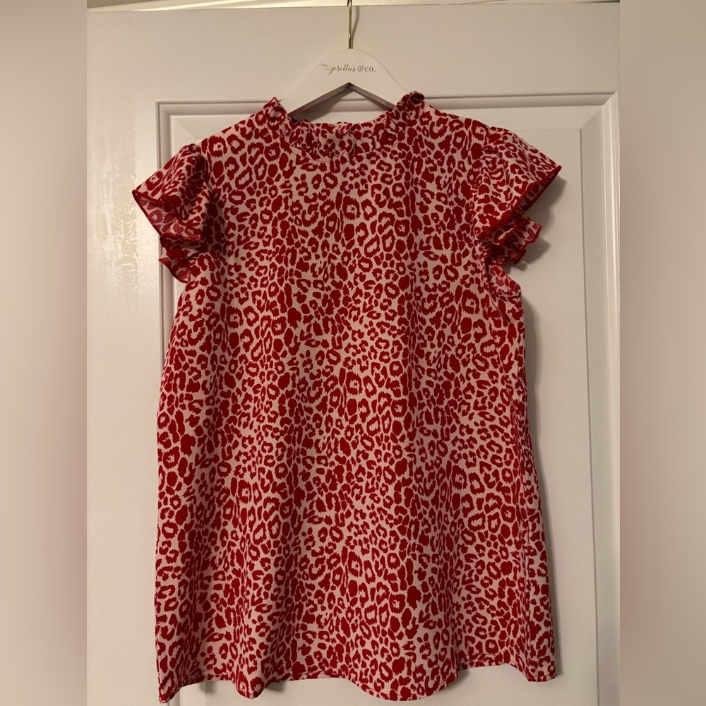 Red n white flutter sleeve boutique top
